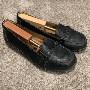 Gently used Clark’s women’s size 9 1/2